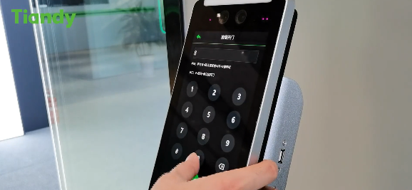 mg冰球突破·豪华版(试玩)官方网站