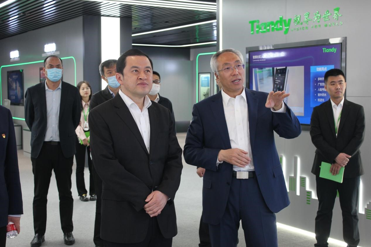 mg冰球突破·豪华版(试玩)官方网站